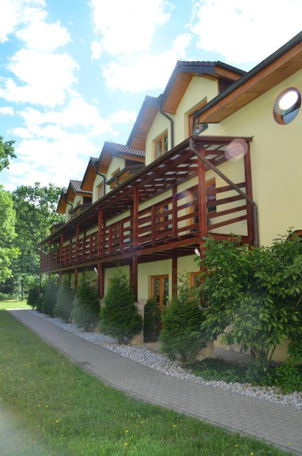 Hotel Tenis Chrzastowice Exterior photo